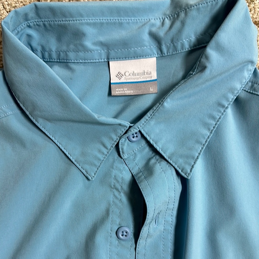 Columbia Men's Blue Shirt - Picture 2 of 4